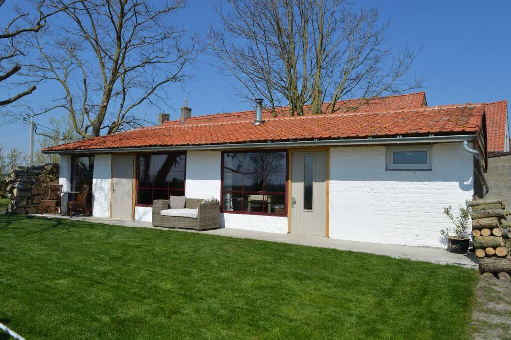 Korentil . Cosy House With Private Garden De Haan Kültér fotó
